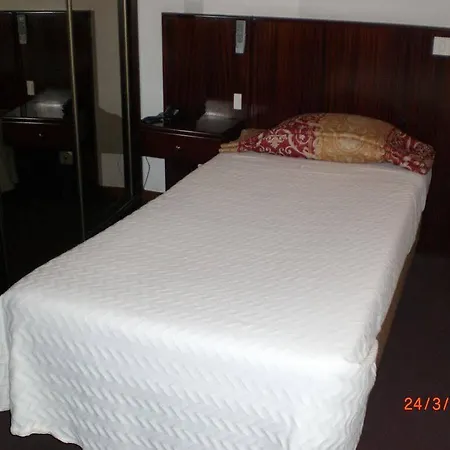 Residencial Ξενοδοχείο Batalha
